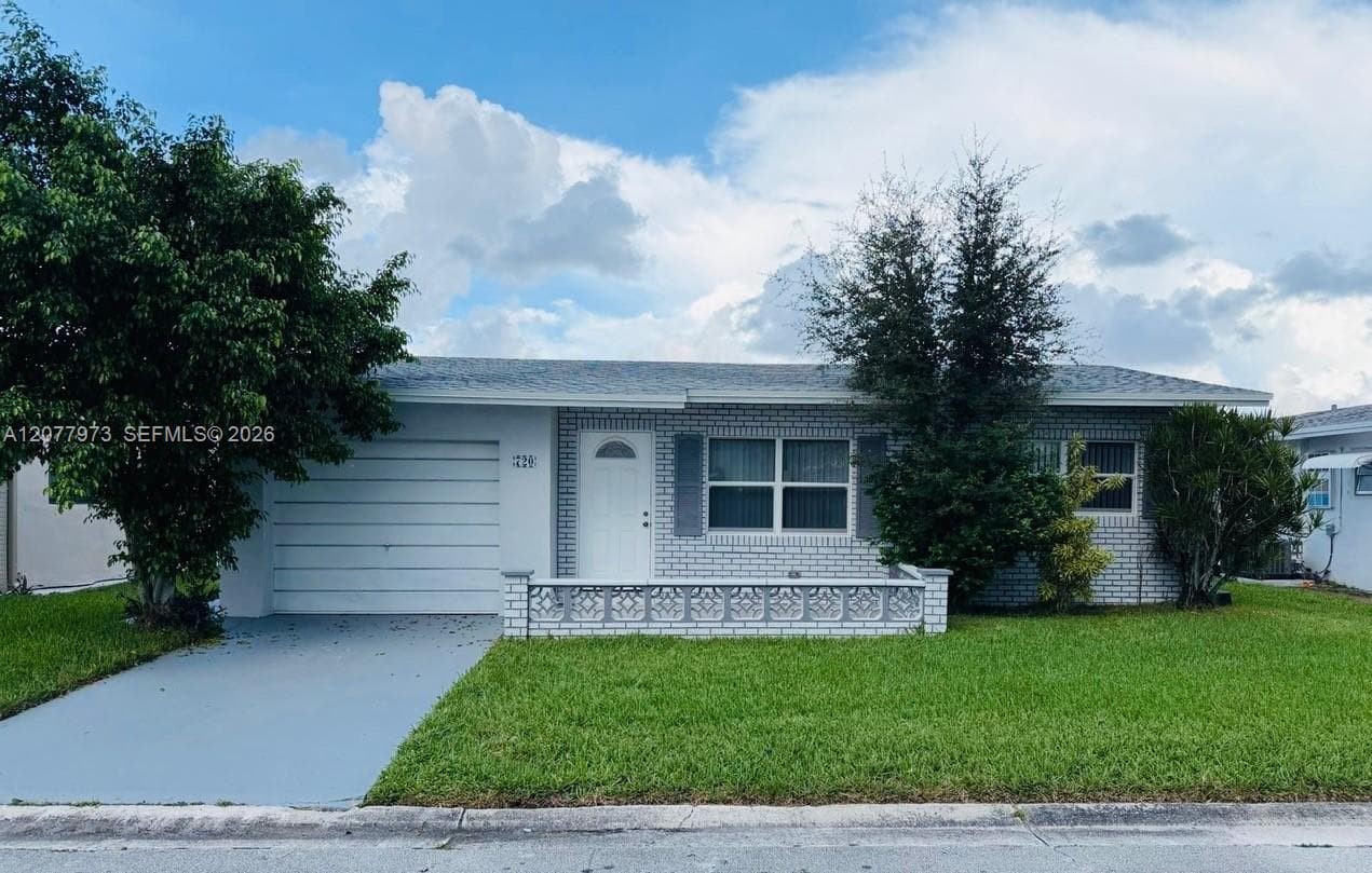 720 NW 74th Way, Margate, FL 33063 photo 2
