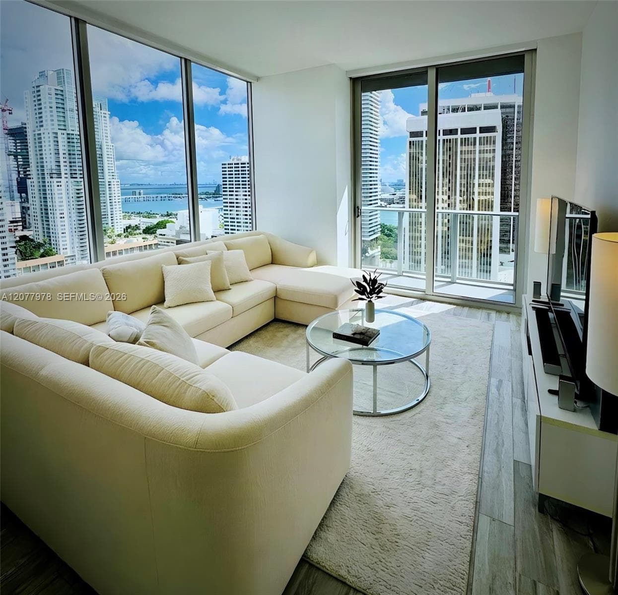 151 SE 1st St # 2602, Miami, FL 33131 photo 5