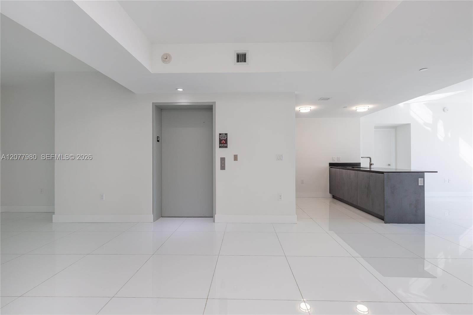 1010 Brickell Ave # 1402, Miami, FL 33131 photo 9