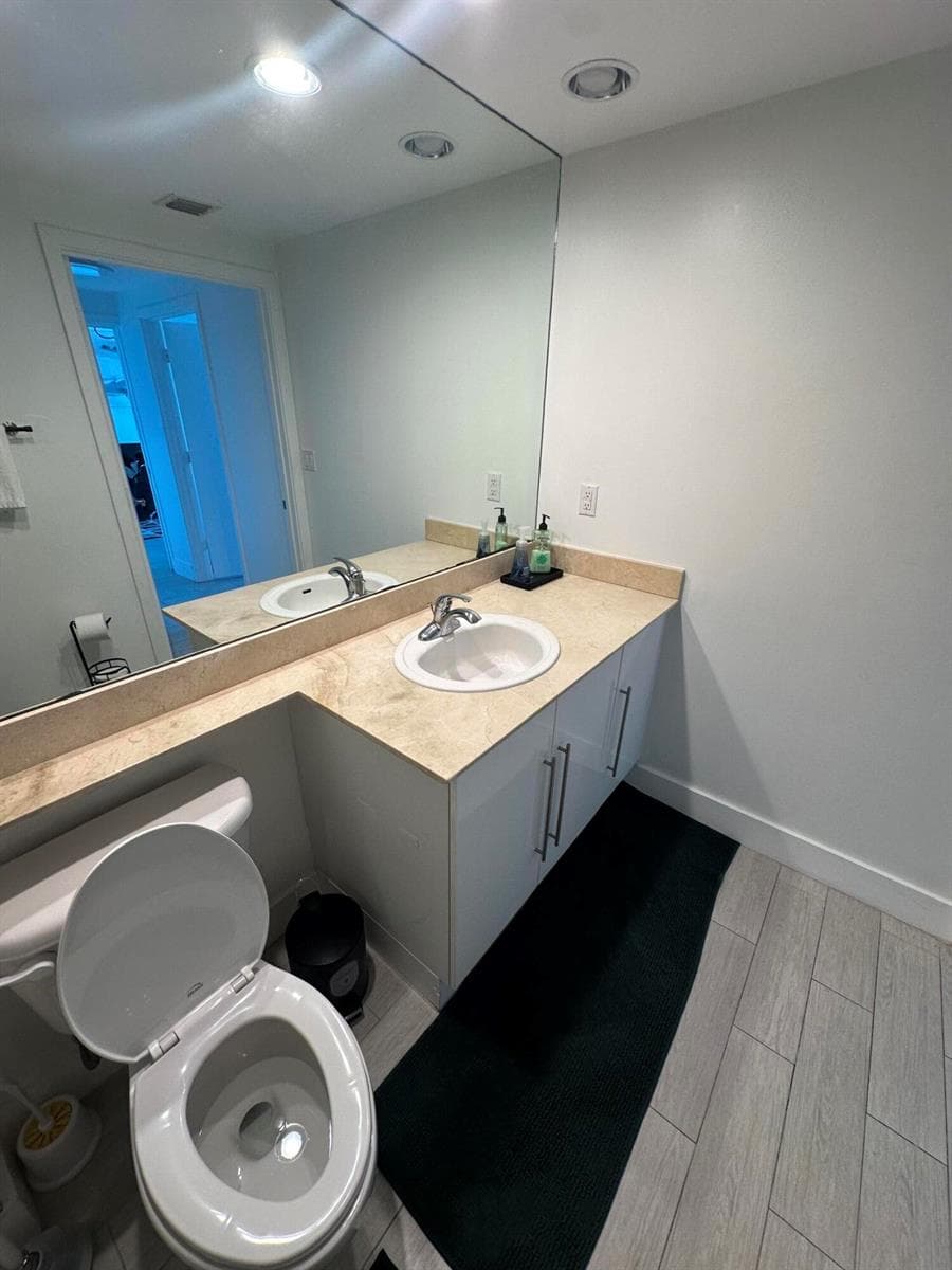 325 S Biscayne Boulevard # 2617, Miami, FL 33131 photo 10