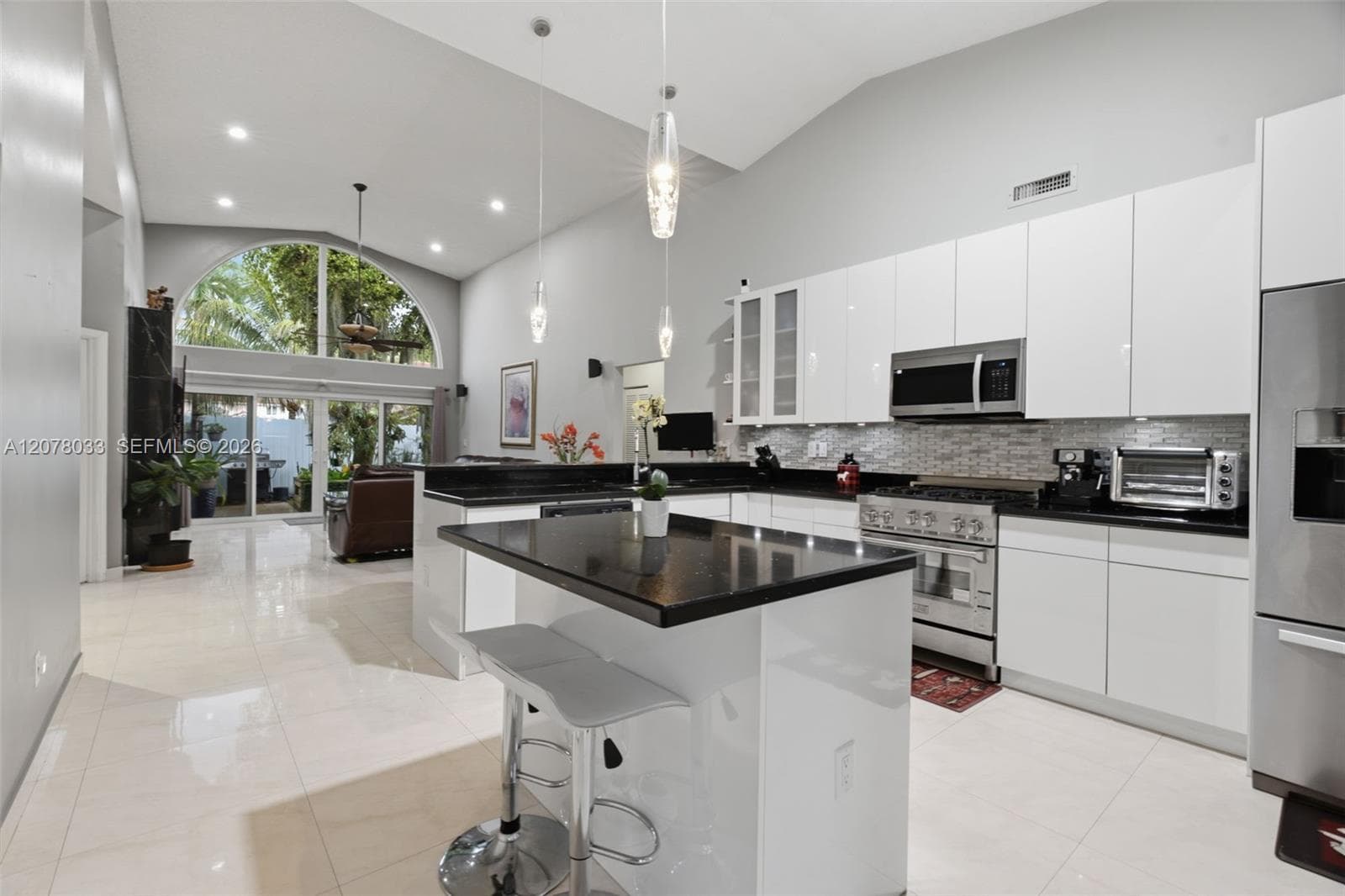 10887 SW 152nd Pl, Miami, FL 33196 photo 12