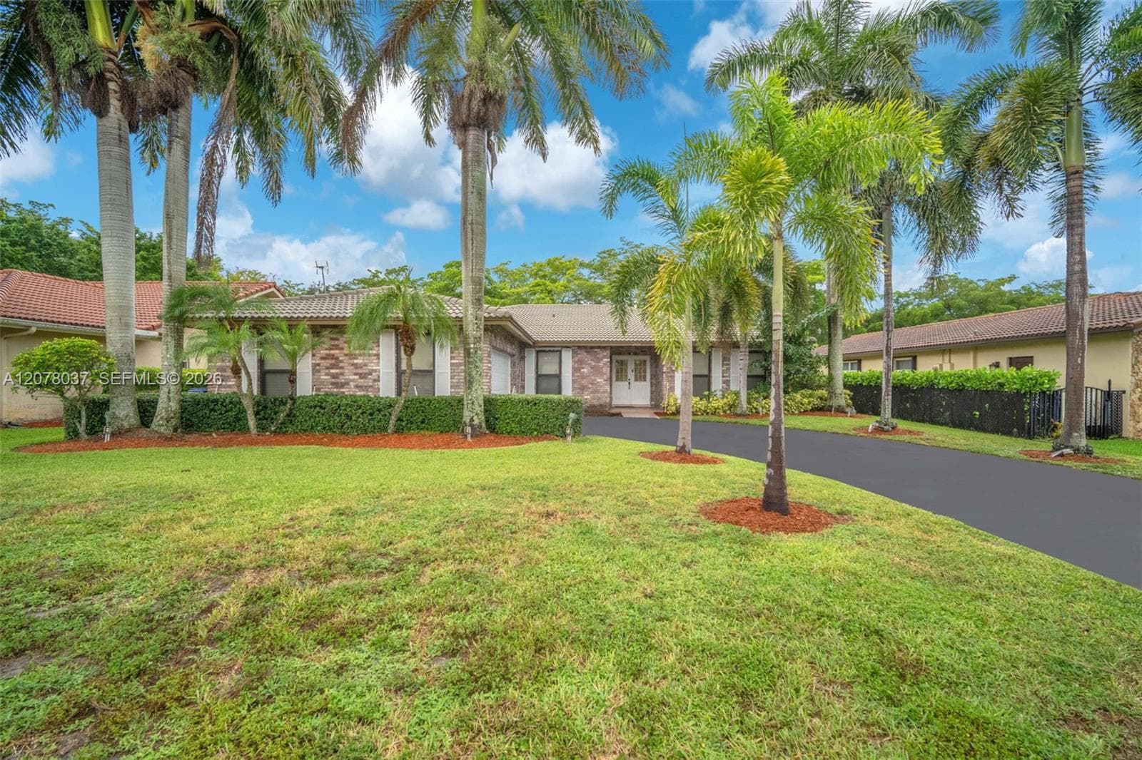 2426 NW 118th Ter, Coral Springs, FL 33065 photo 2