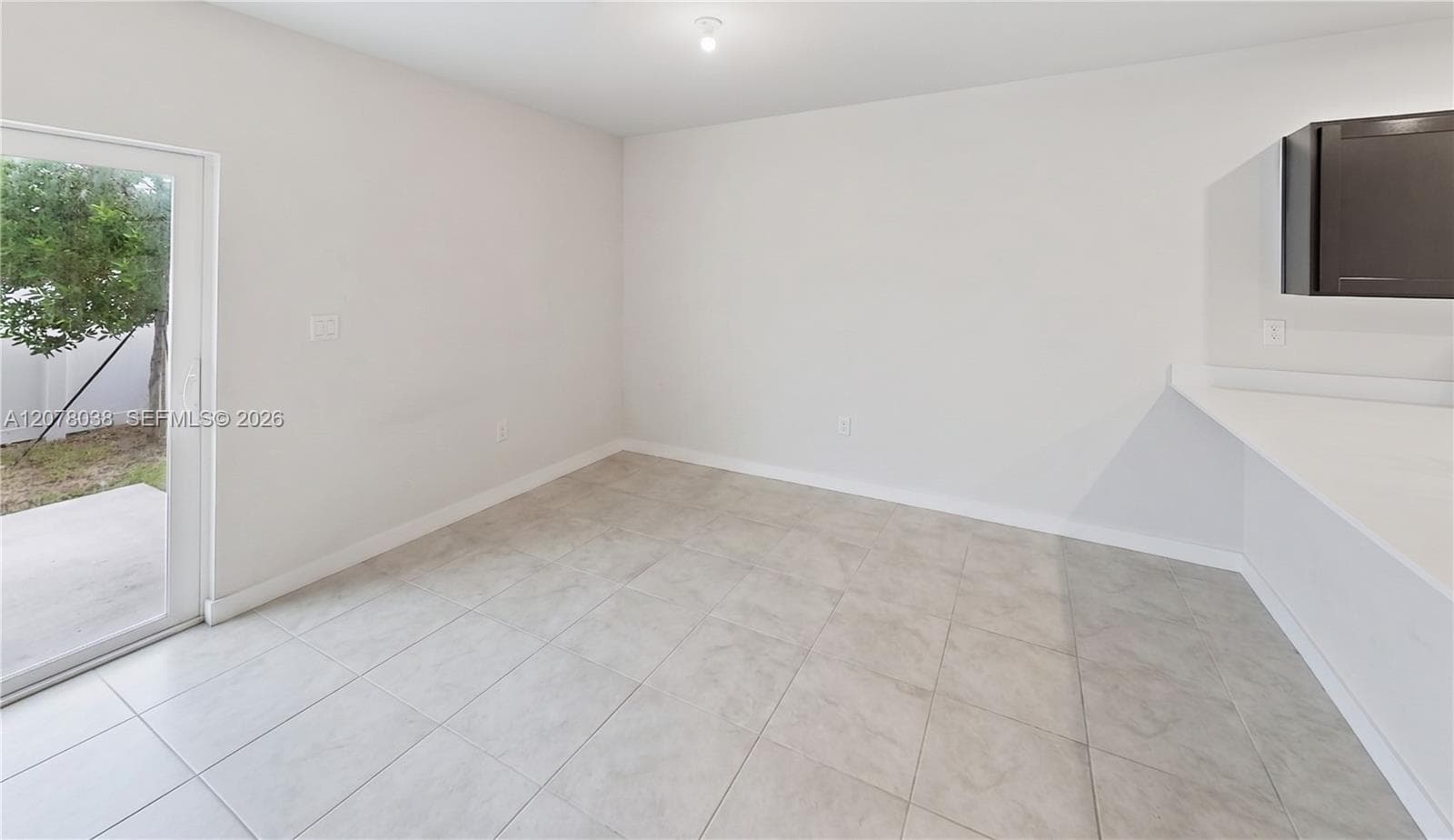 389 NW 10th Ct, Florida City, FL 33034 photo 4