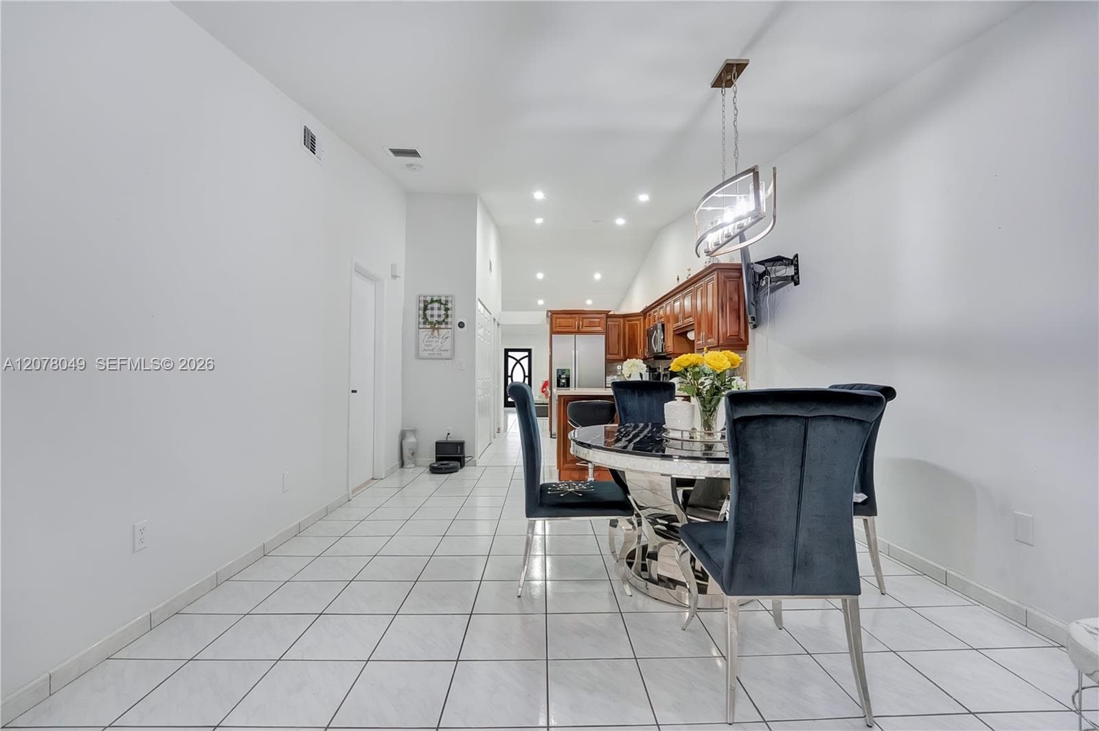 5670 W 20th Ct, Hialeah, FL 33016 photo 13