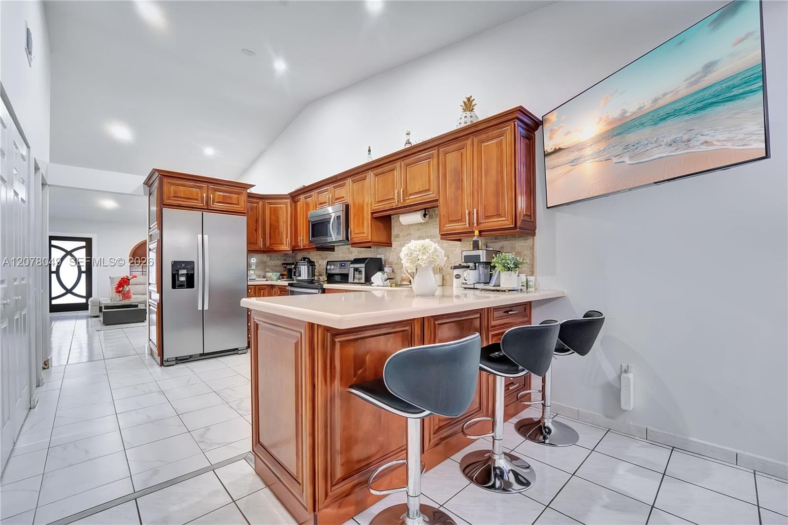 5670 W 20th Ct, Hialeah, FL 33016 photo 7