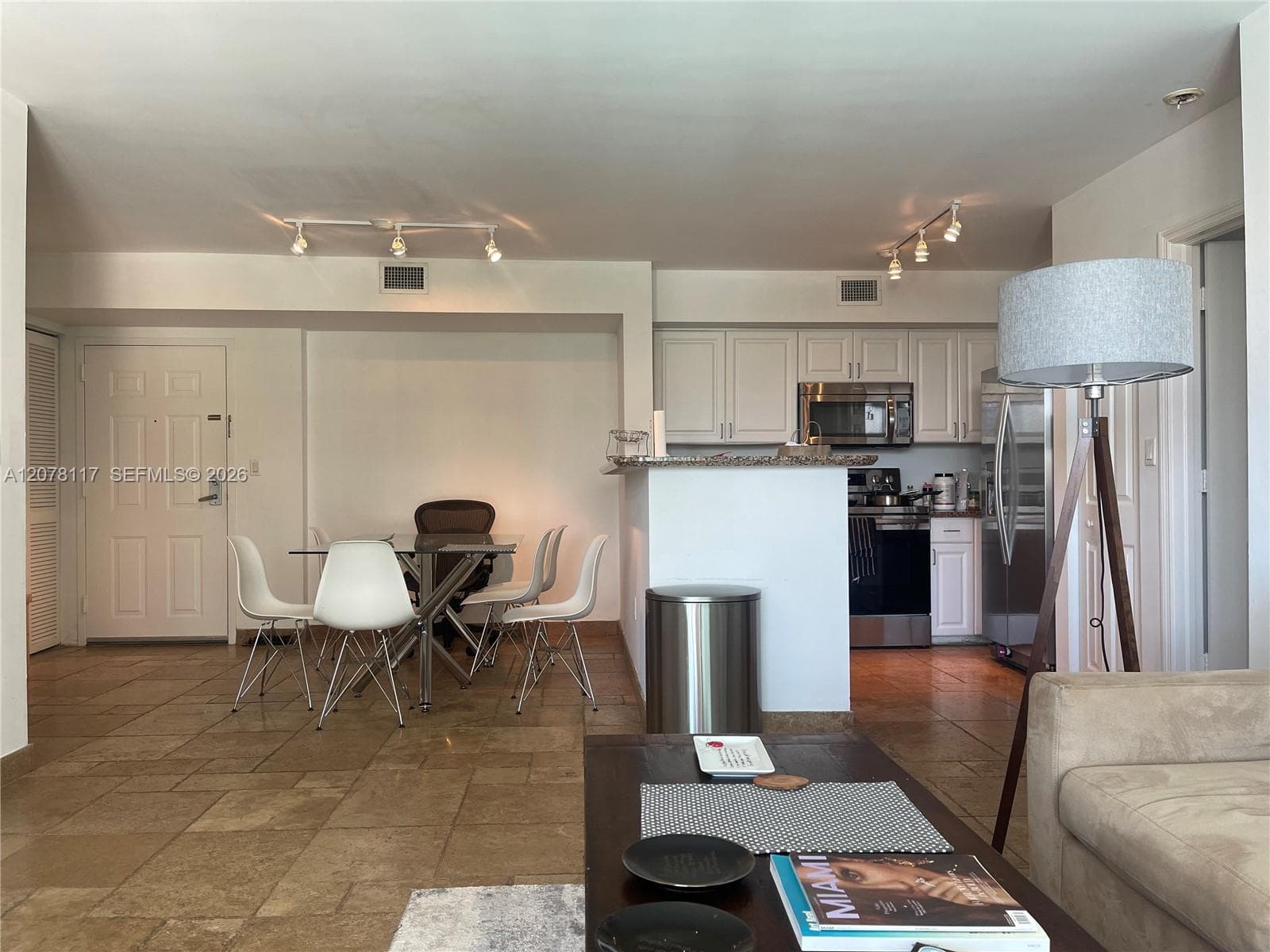 1155 Brickell Bay Dr # 808, Miami, FL 33131 photo 3