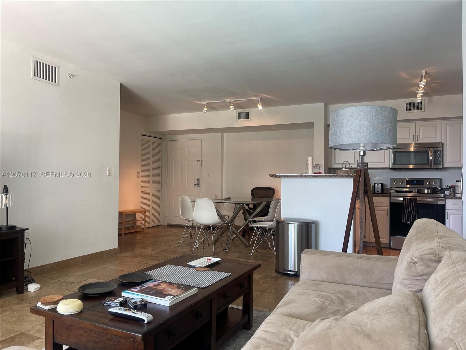 1155 Brickell Bay Dr # 808, Miami, FL 33131 photo 5