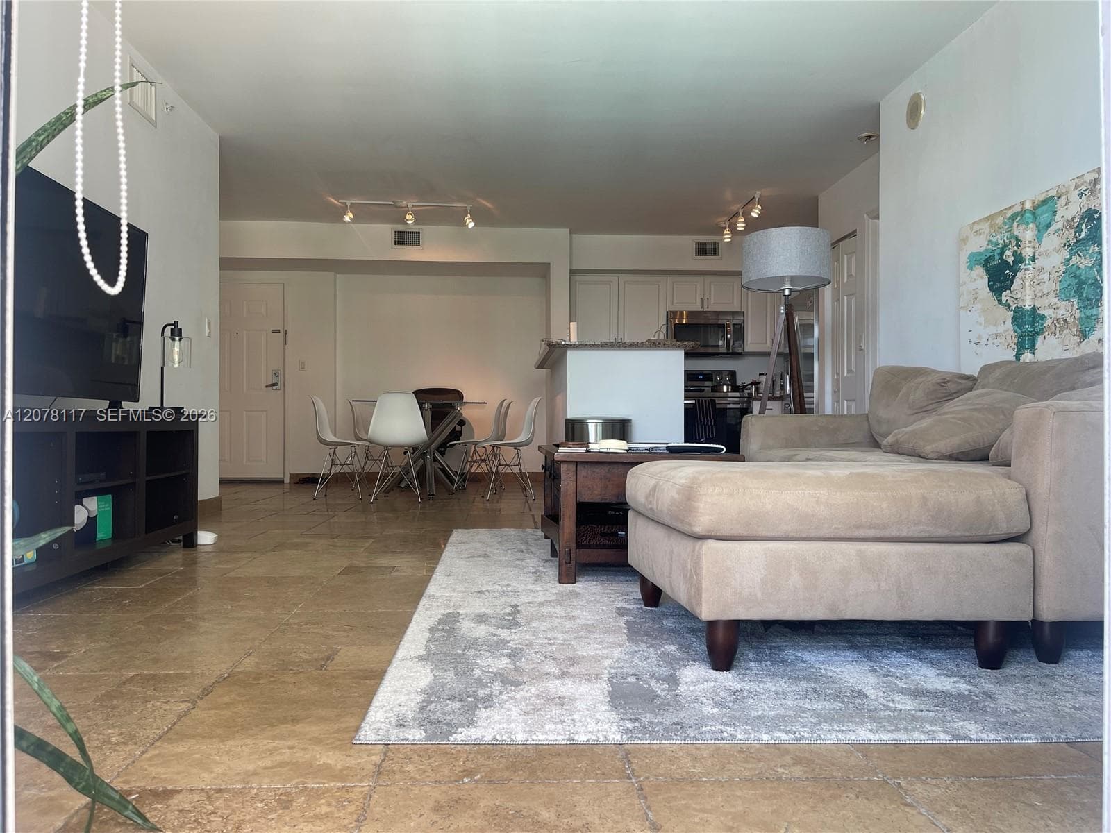 1155 Brickell Bay Dr # 808, Miami, FL 33131 photo 4