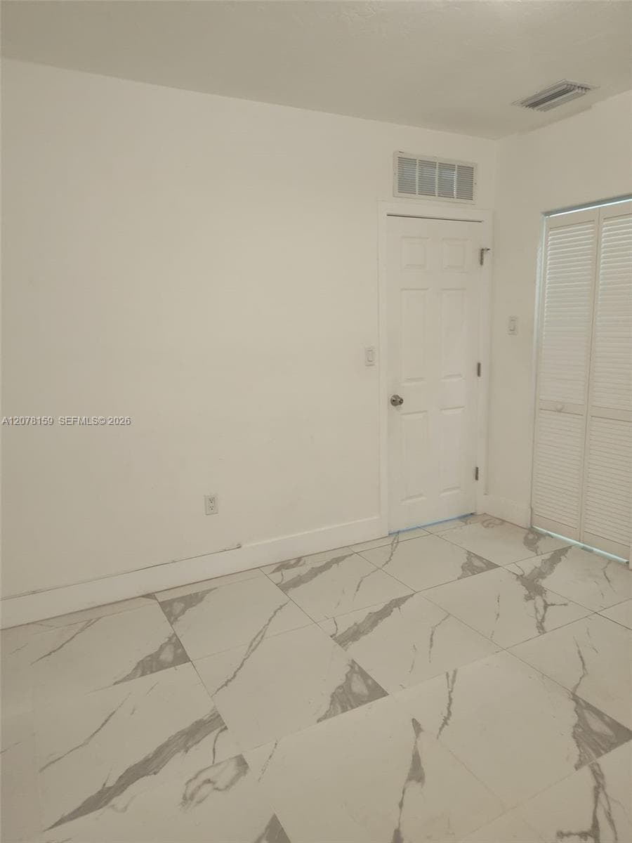 655 Eldron Dr # 26, Miami Springs, FL 33166 photo 9