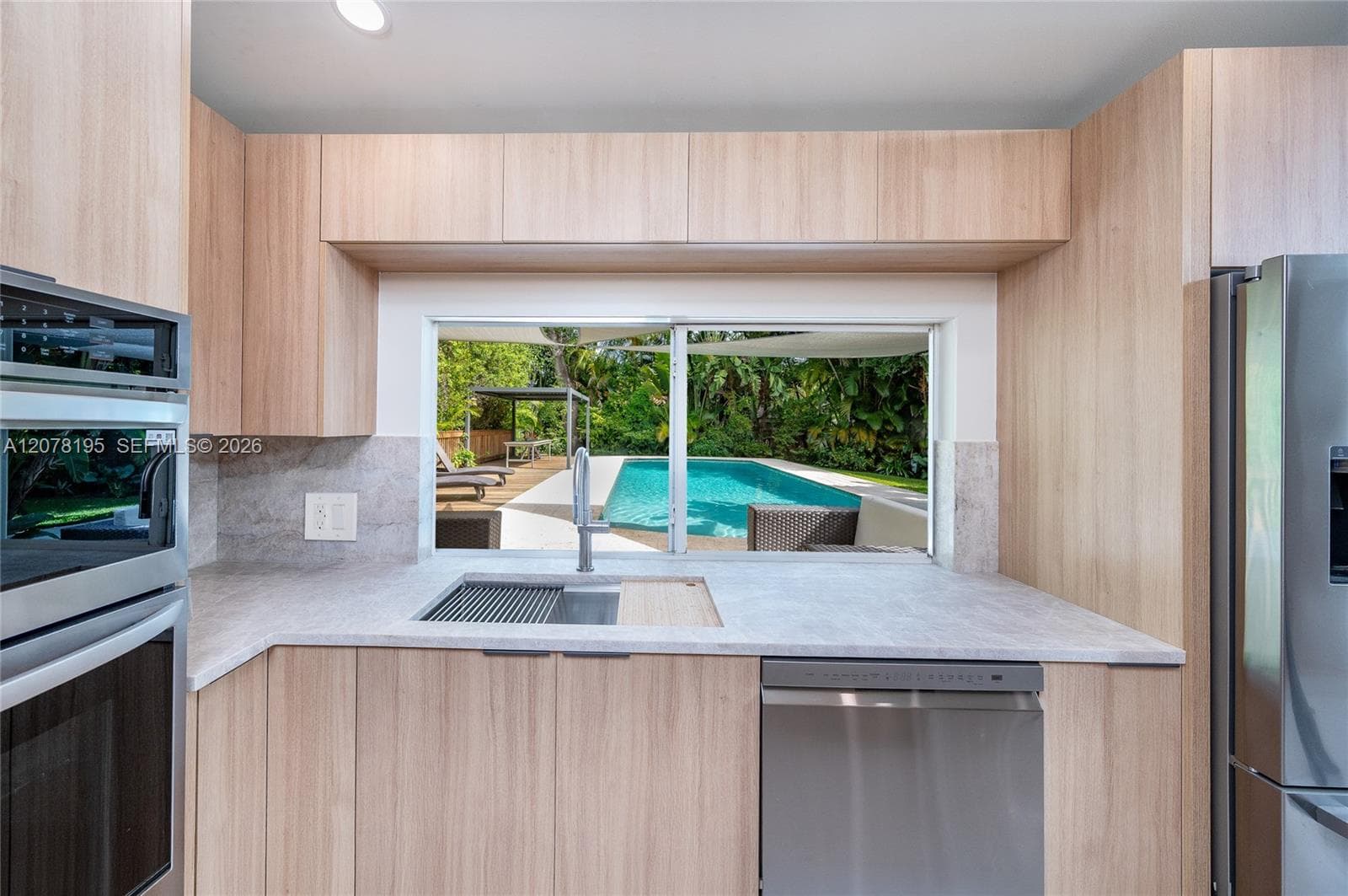 1003 NE 118th St, Biscayne Park, FL 33161 photo 11