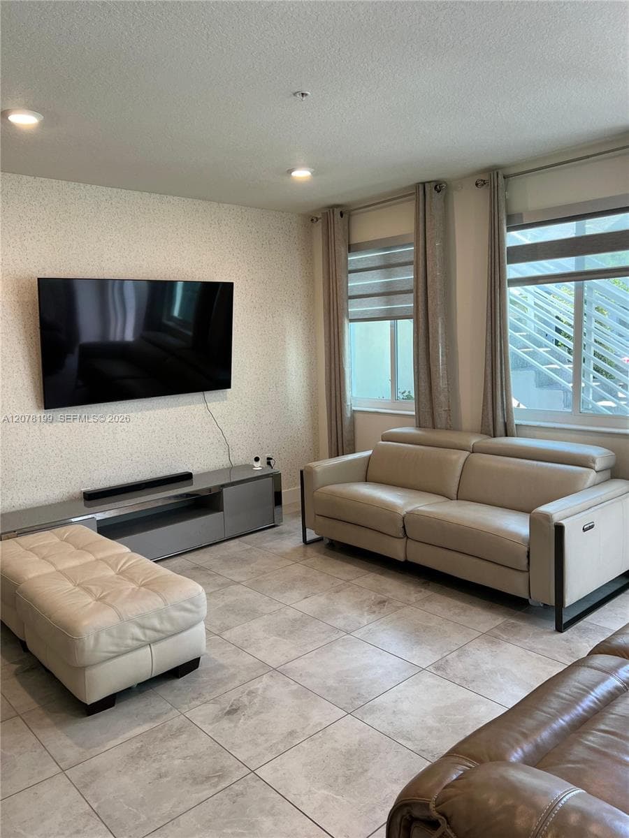 6421 NW 102nd Path # 101, Doral, FL 33178 photo 3