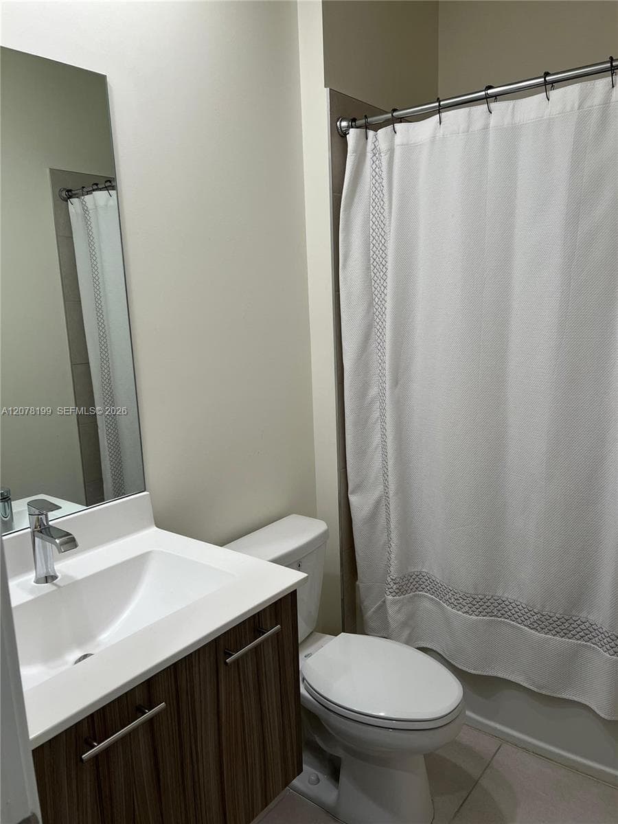 6421 NW 102nd Path # 101, Doral, FL 33178 photo 8