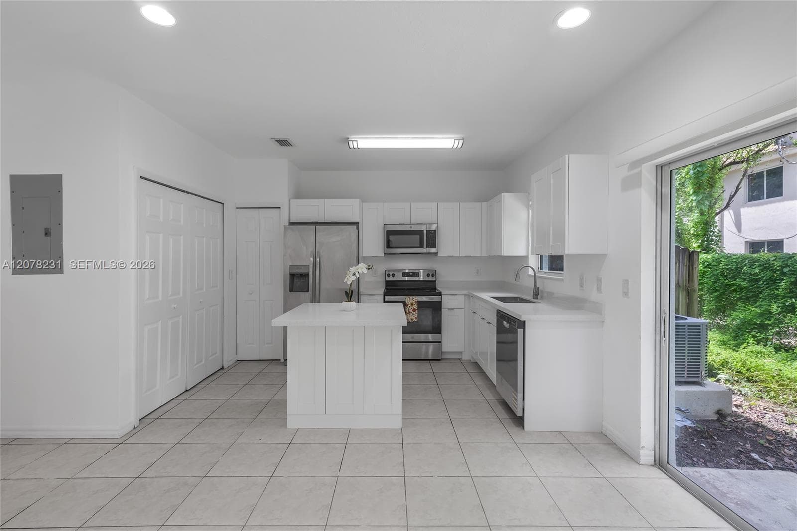 2992 SE 15th Ave, Homestead, FL 33035 photo 5