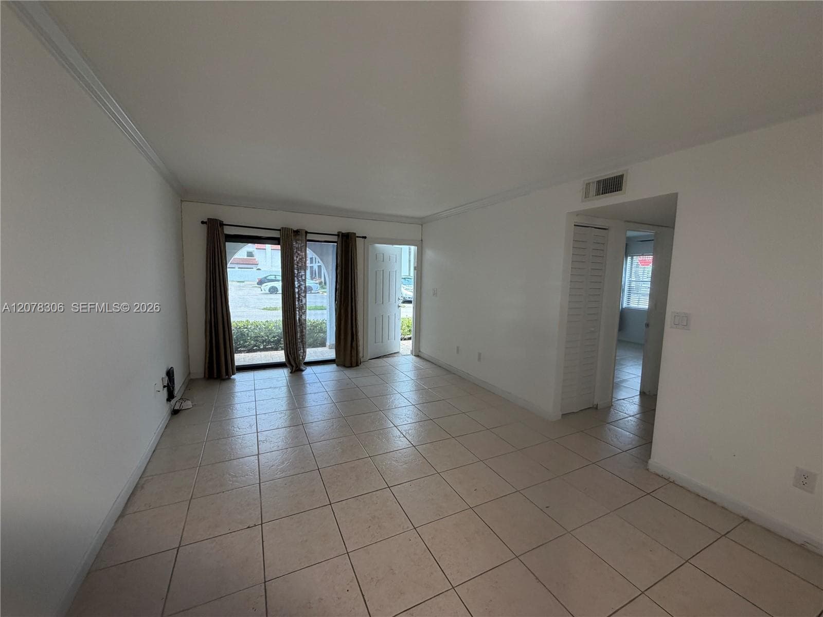 18226 S Mediterranean Blvd # 3-16, Hialeah, FL 33015 photo 4