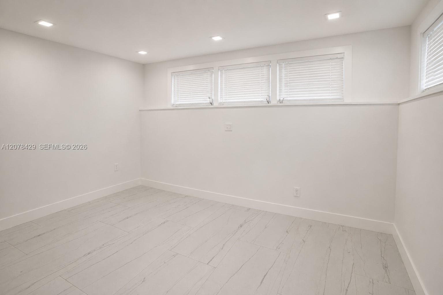 5225 NE 1st Ave, Fort Lauderdale, FL 33334 photo 8