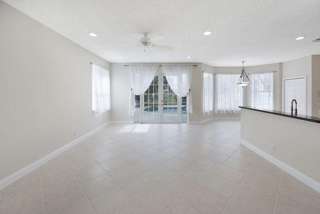7259 Norwich Lane, Boynton Beach, FL 33436 photo 9