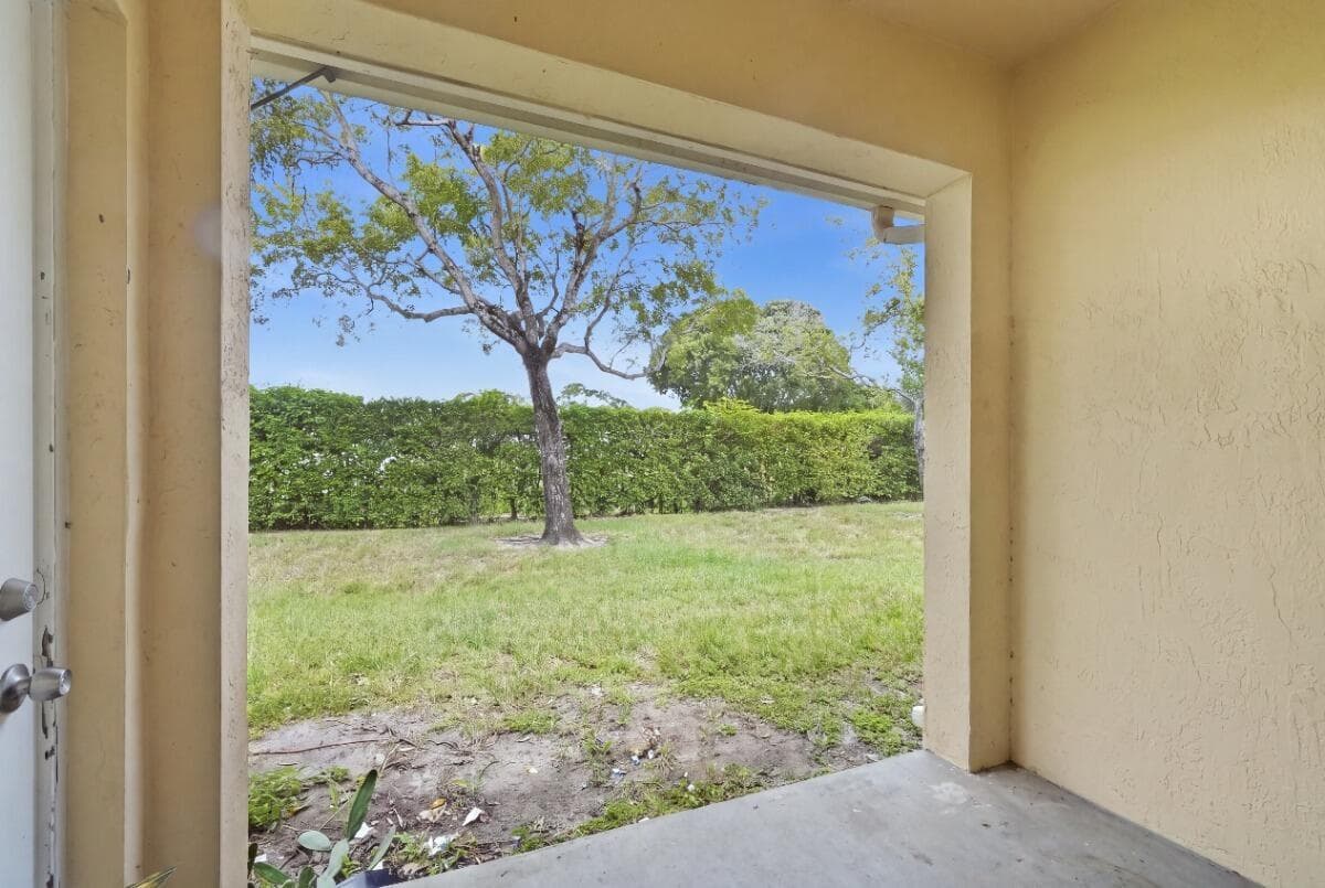 406 W SANTA CATALINA Circle # 406, North Lauderdale, FL 33068 photo 10