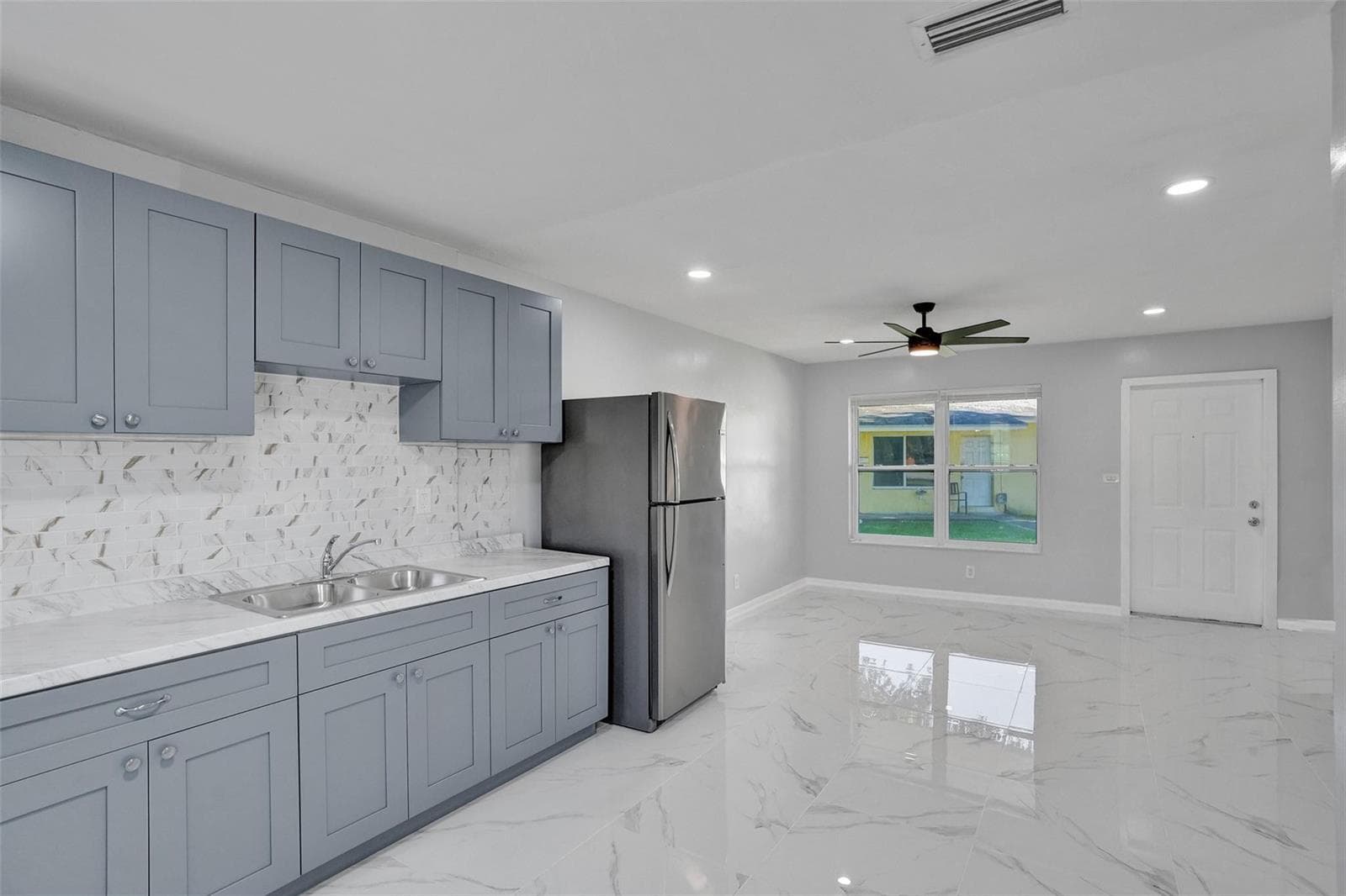 260 NE 41st Street, Oakland Park, FL 33334 photo 10