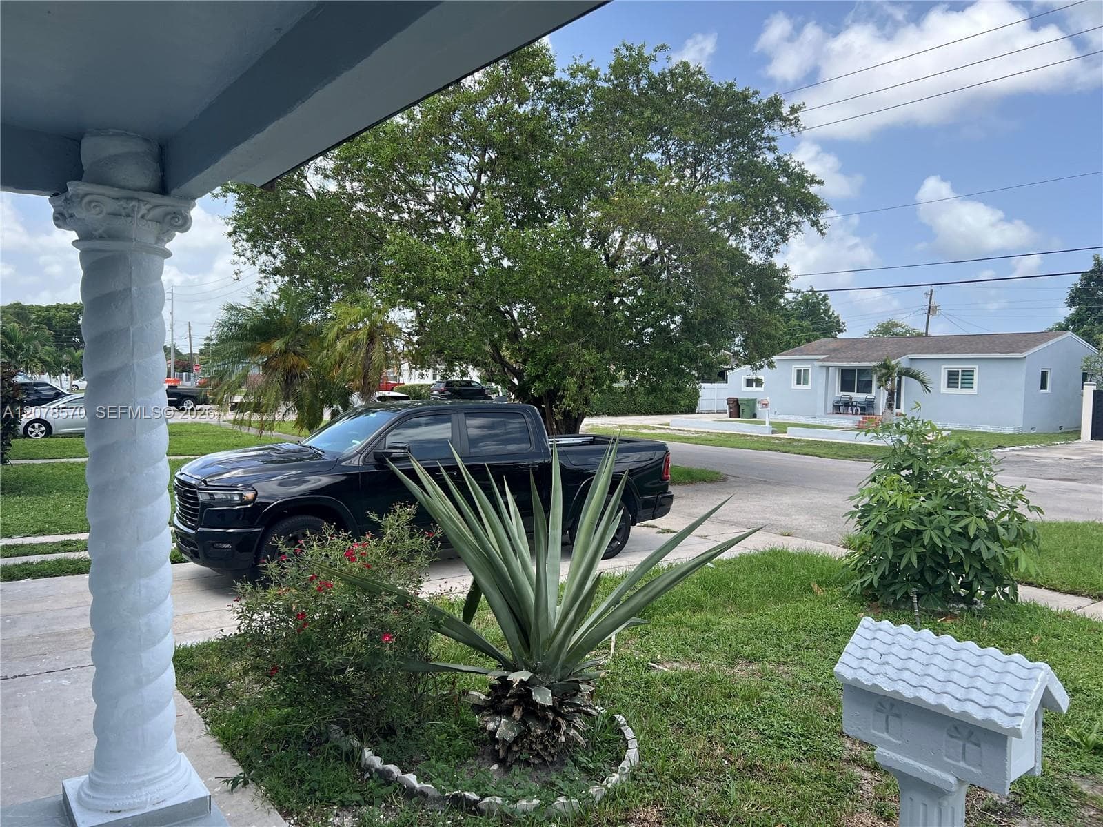 5490 W 2nd Ave, Hialeah, FL 33012 photo 5