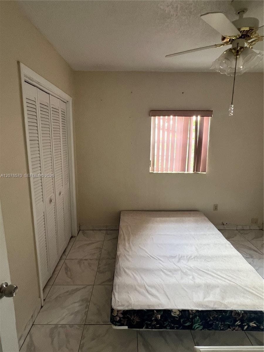 5490 W 2nd Ave, Hialeah, FL 33012 photo 10