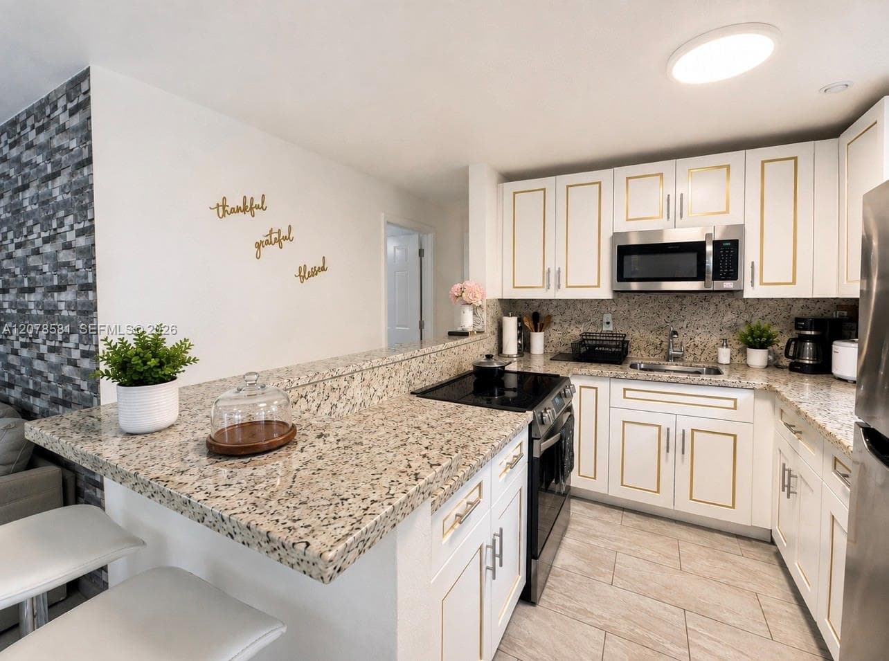 5920 NE 1st Terrace, Fort Lauderdale, FL 33334 photo 9