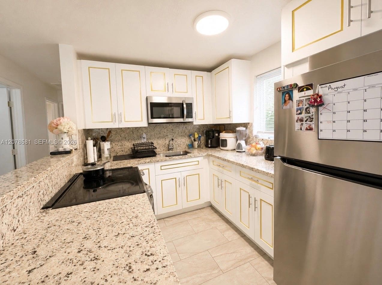 5920 NE 1st Terrace, Fort Lauderdale, FL 33334 photo 10
