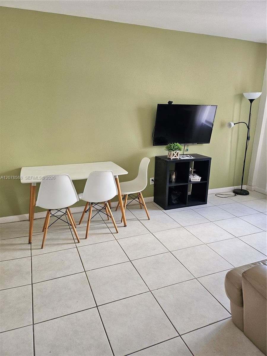 3030 Collins Ave # 4B, Miami Beach, FL 33140 photo 7