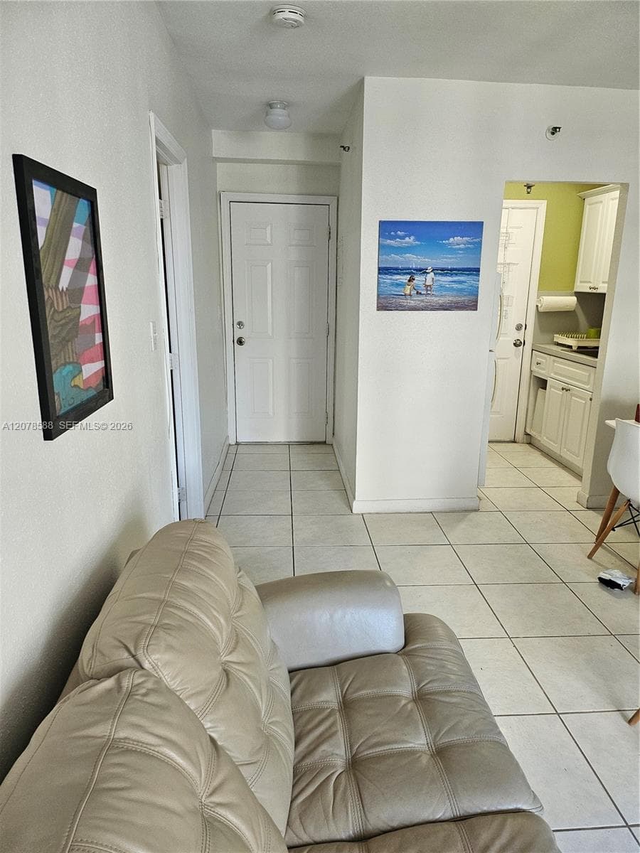 3030 Collins Ave # 4B, Miami Beach, FL 33140 photo 10