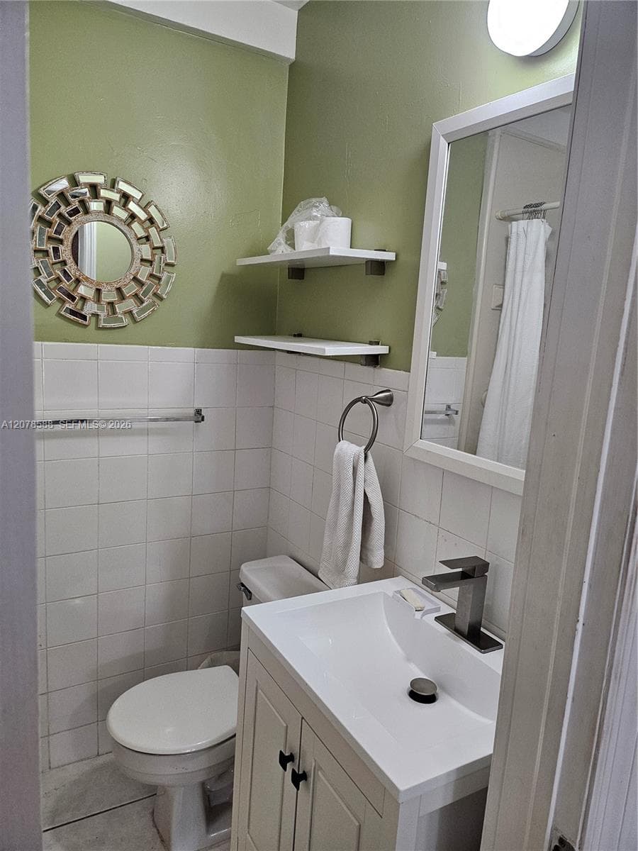 3030 Collins Ave # 4B, Miami Beach, FL 33140 photo 11