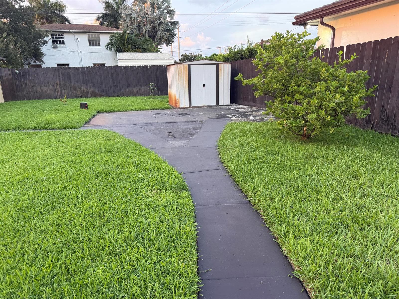 4011 SW 28TH Street, West Park, FL 33023 photo 8