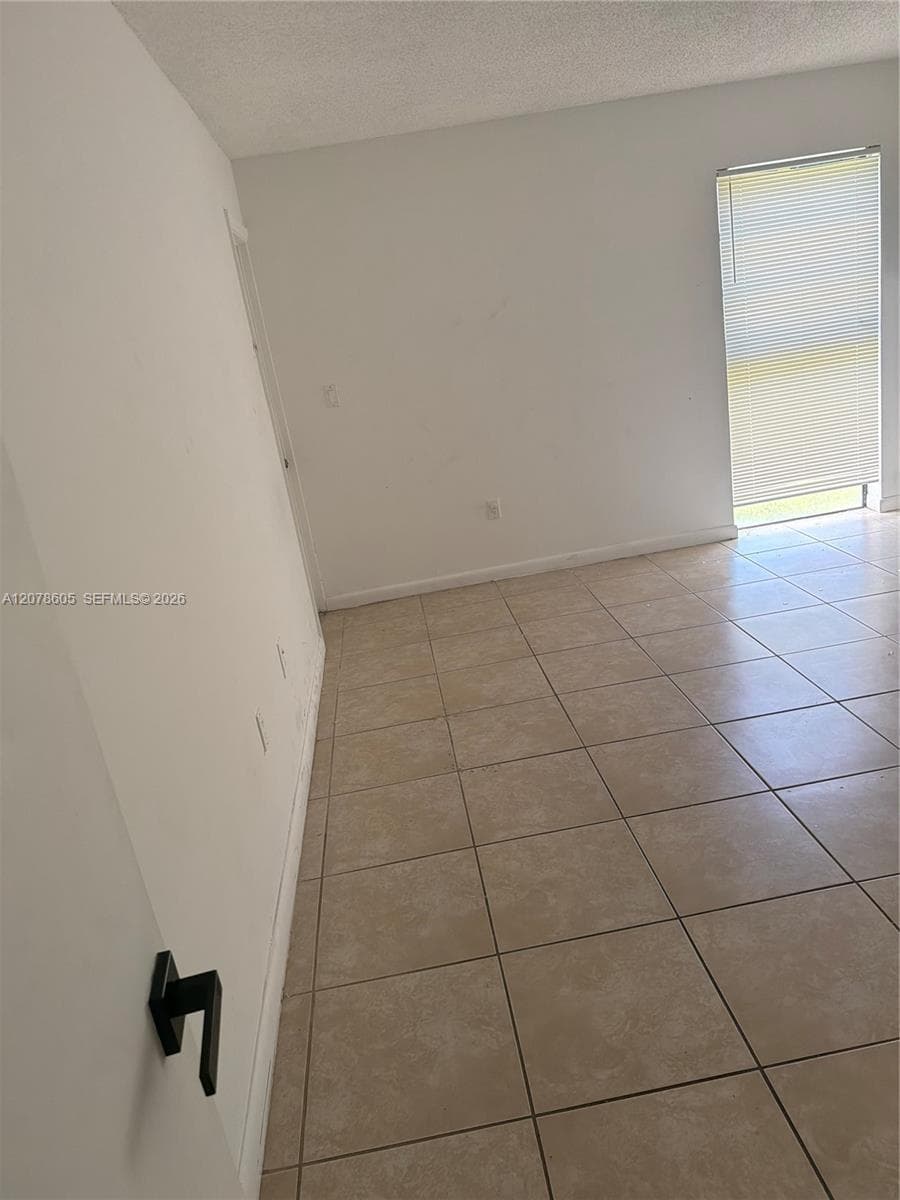 650 NE 149th St # 106F, Miami, FL 33161 photo 7