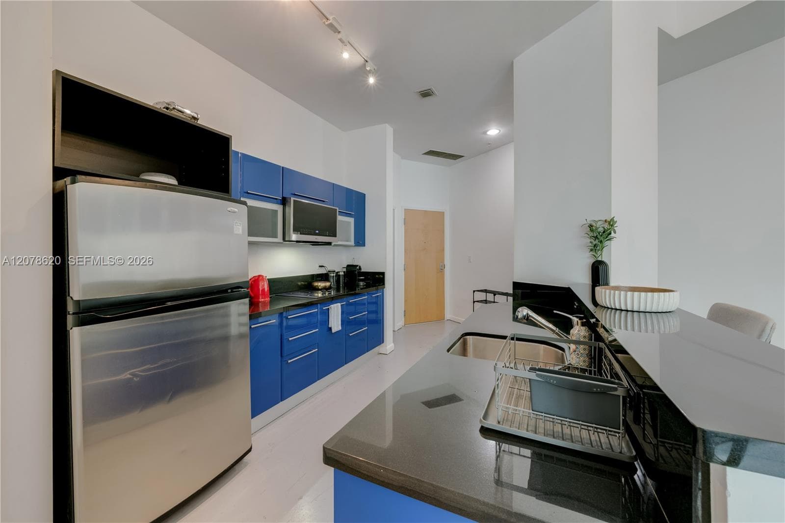 253 NE 2nd St # 228, Miami, FL 33132 photo 9