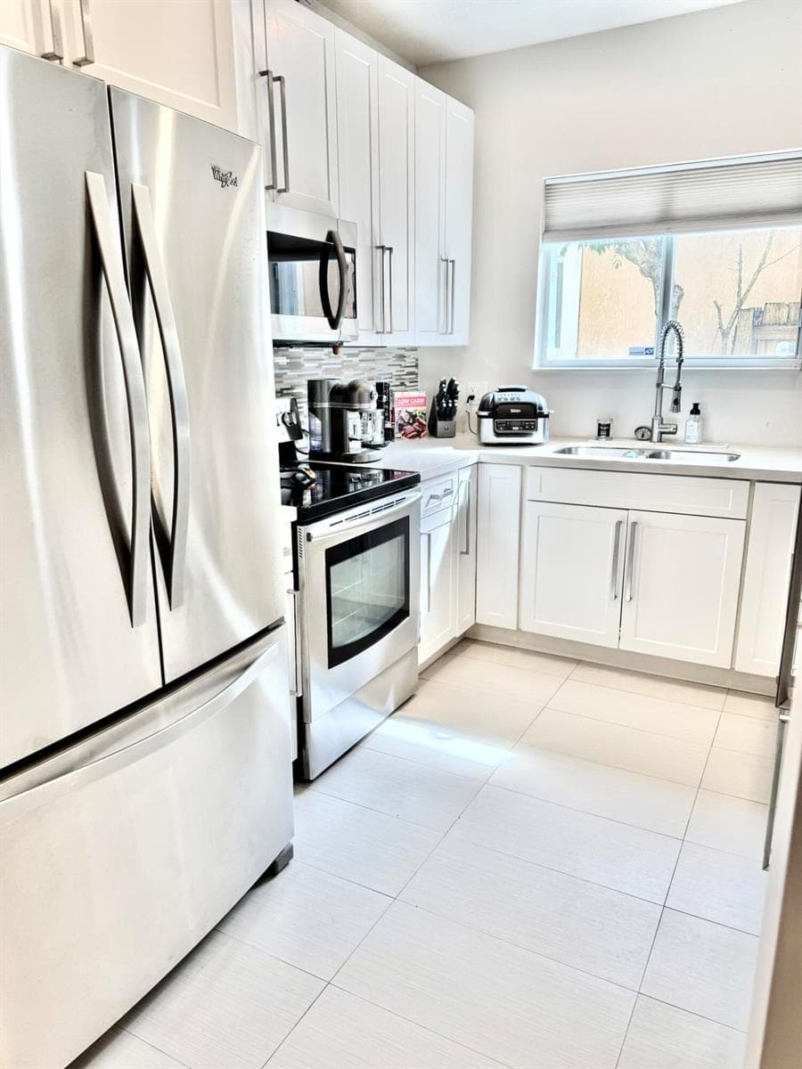 396 NE 33RD Terrace, Homestead, FL 33033 photo 8