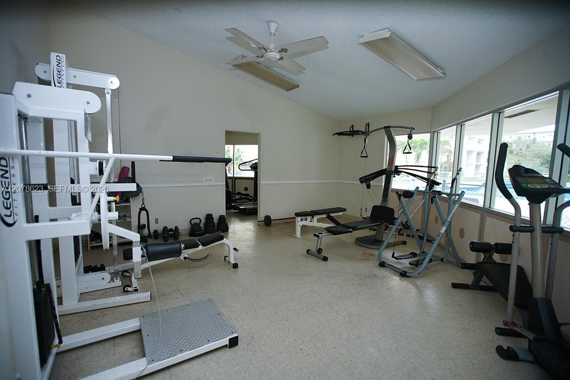 300 NE 12th Ave # 703, Hallandale Beach, FL 33009 photo 7