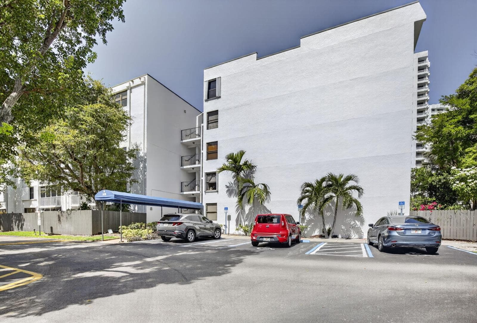 3350 NE 192ND Street # 2B-B, Aventura, FL 33180 photo 3