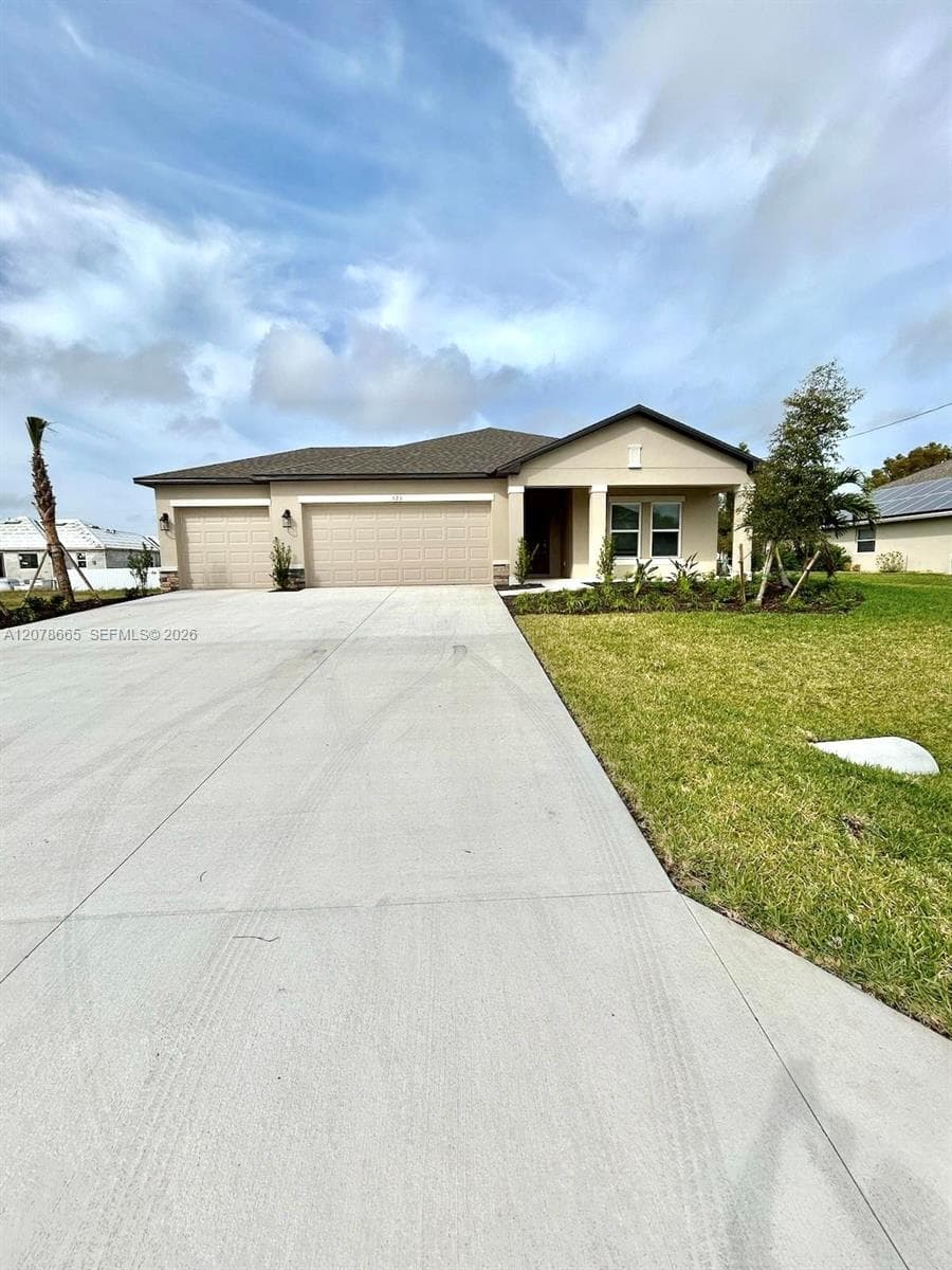 326 SW 31 Ave # 0, Cape Coral, FL 33991 photo 2