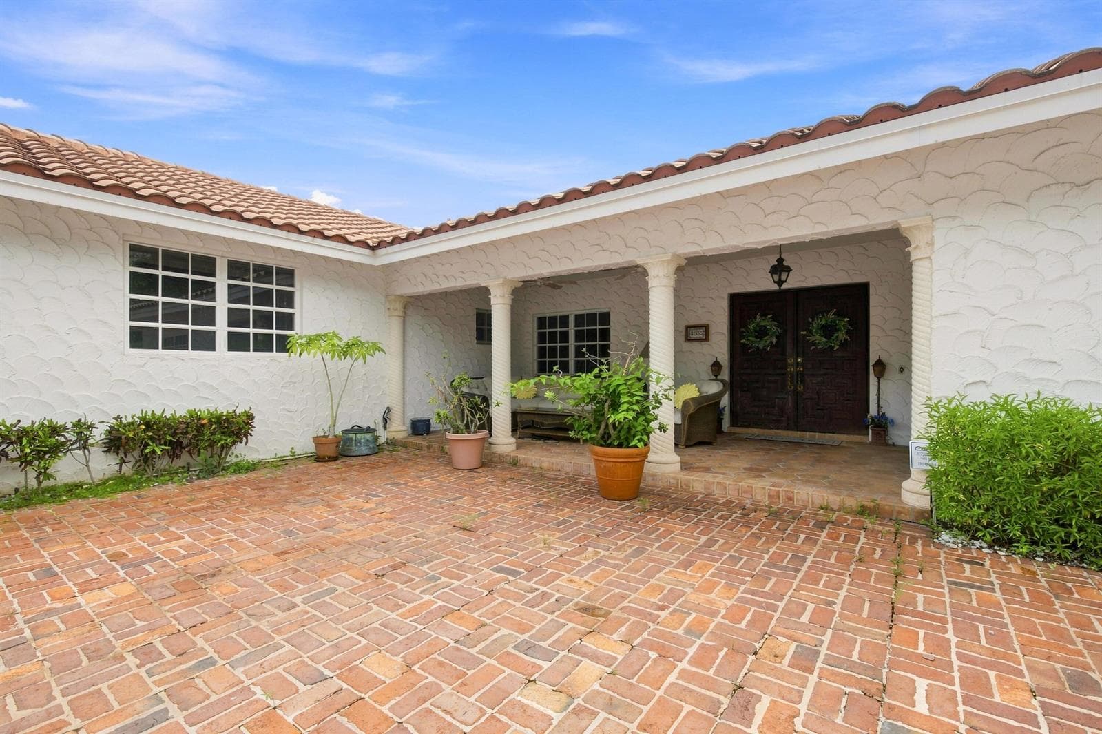 4903 WOODLANDS Boulevard, Tamarac, FL 33319 photo 7