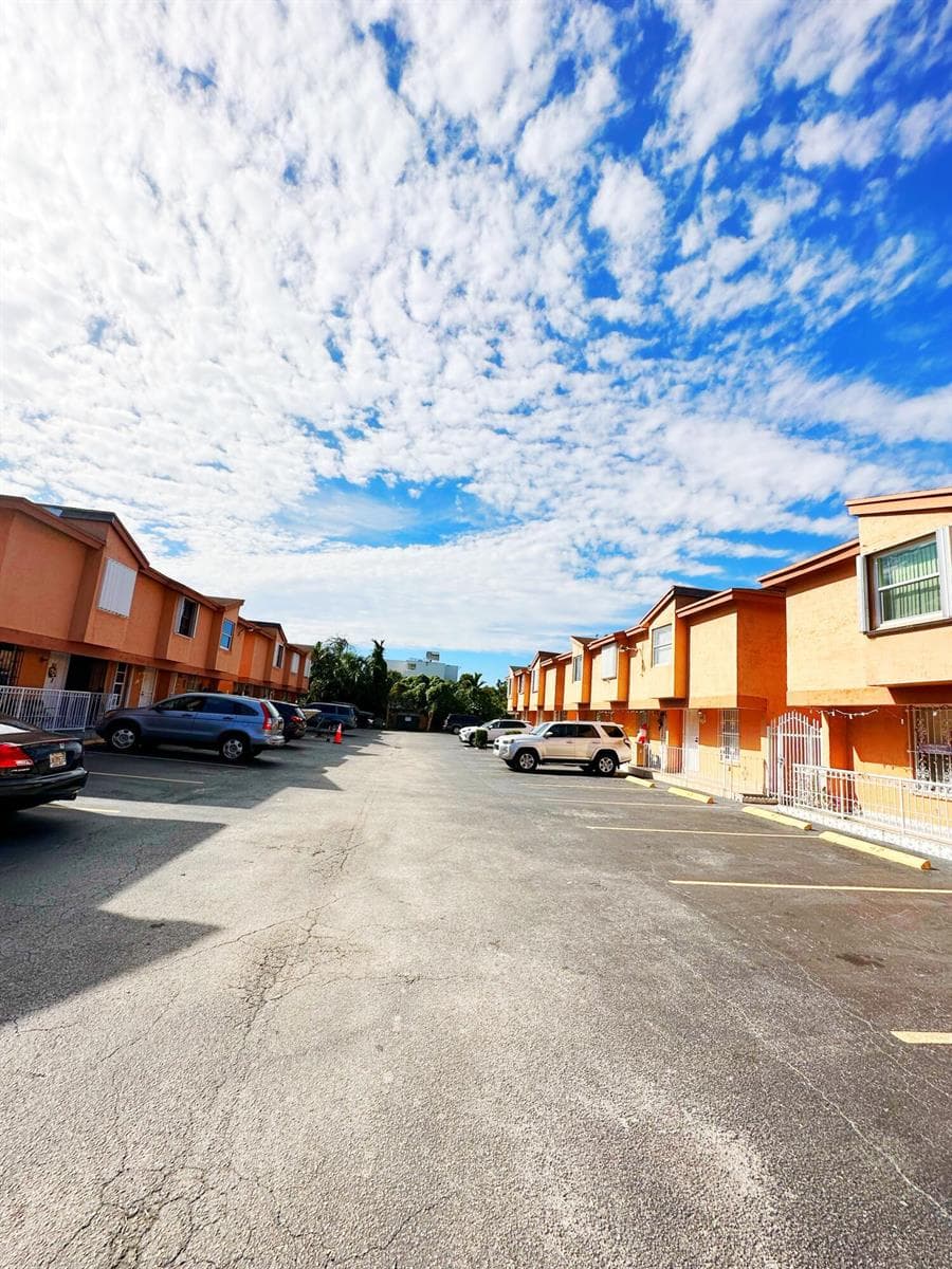 1701 W 42ND Place # 43, Hialeah, FL 33012 photo 5