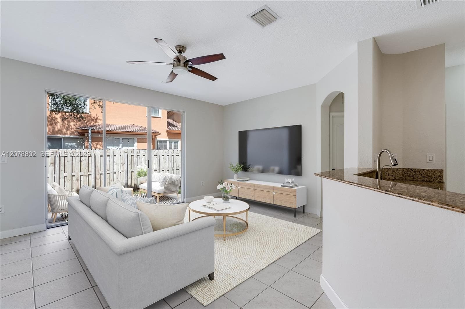 8450 NW 113th Psge, Doral, FL 33178 photo 6