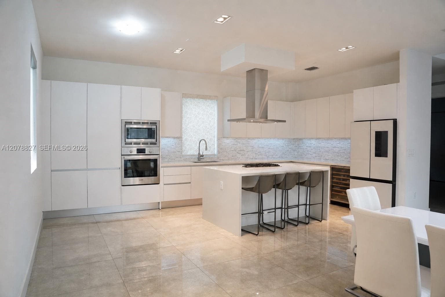 7560 NW 101st Ct # 7560, Doral, FL 33178 photo 4