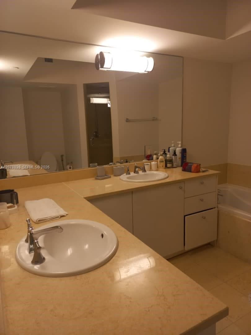 20000 E Country Club Dr # 1212, Aventura, FL 33180 photo 7