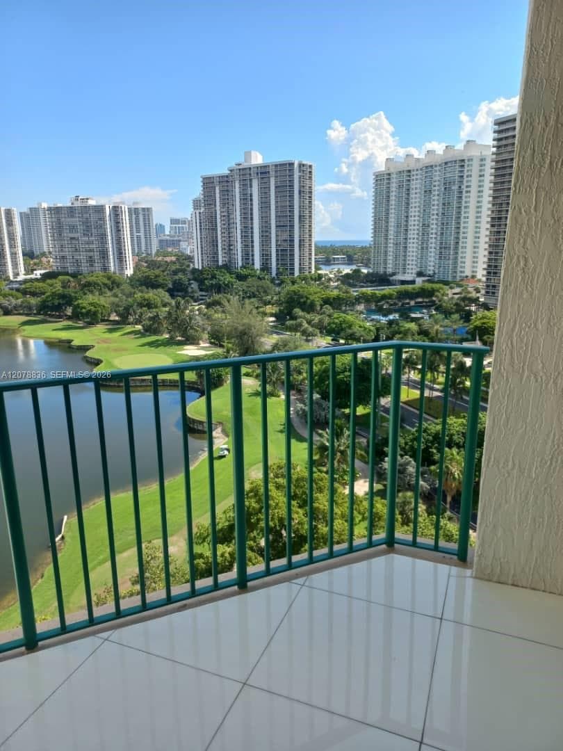 20000 E Country Club Dr # 1212, Aventura, FL 33180 photo 11