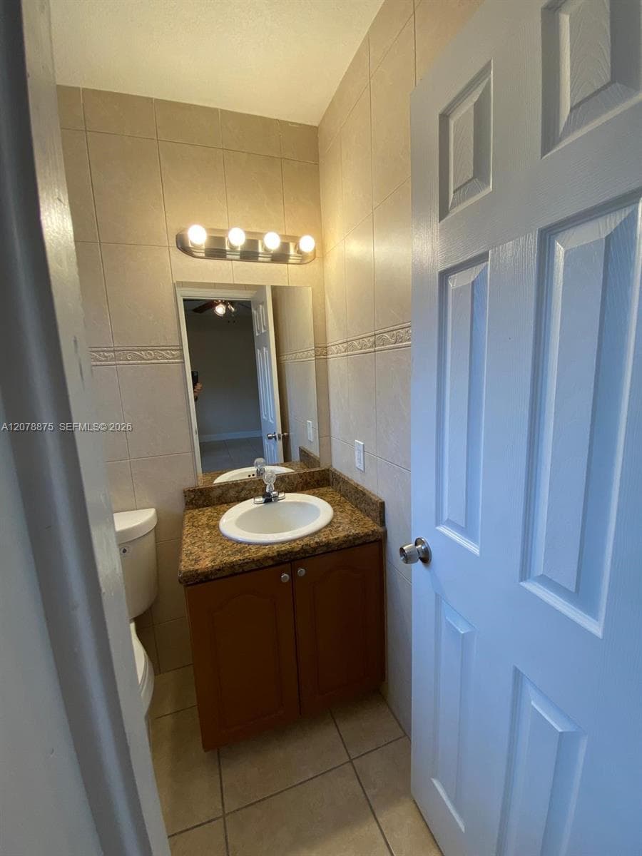 2272 NW 66th St, Miami, FL 33147 photo 13