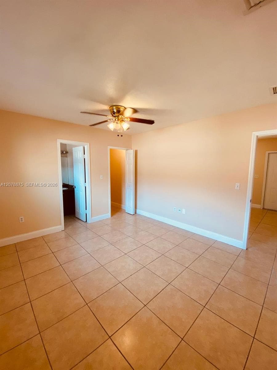 2272 NW 66th St, Miami, FL 33147 photo 12
