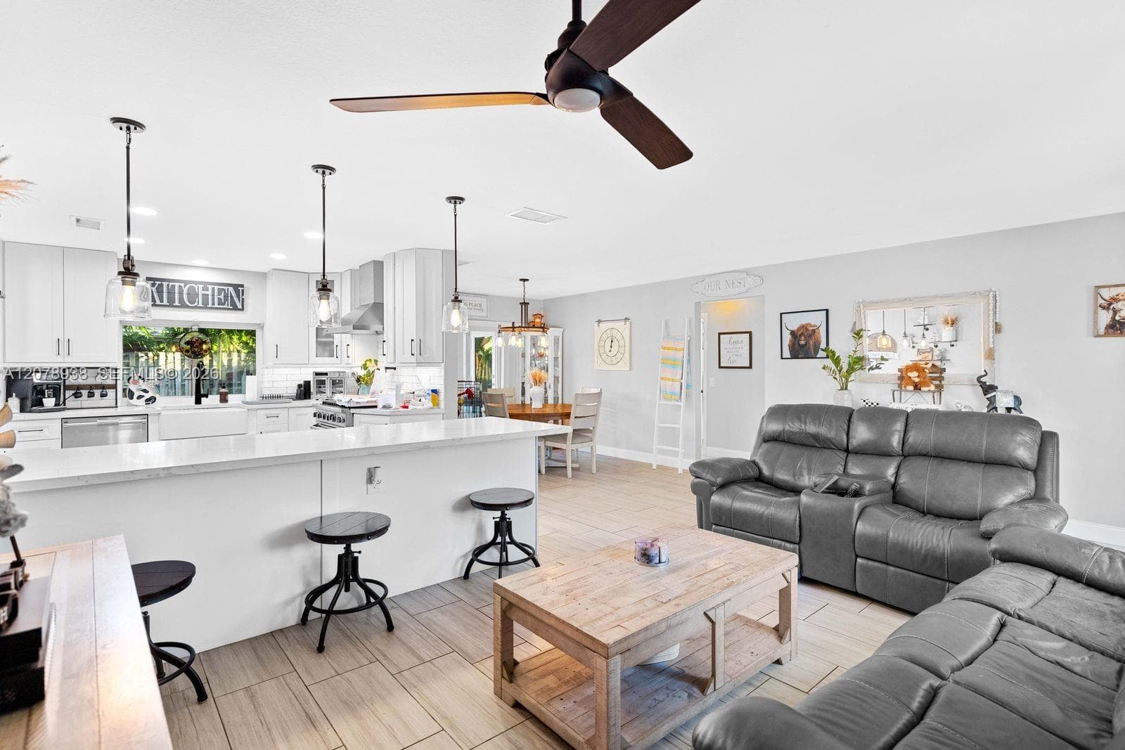 11660 NW 38th Pl, Sunrise, FL 33323 photo 8