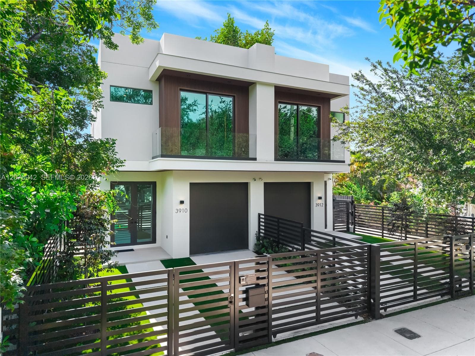 3910 NW 3rd Ave, Miami, FL 33127 photo 2