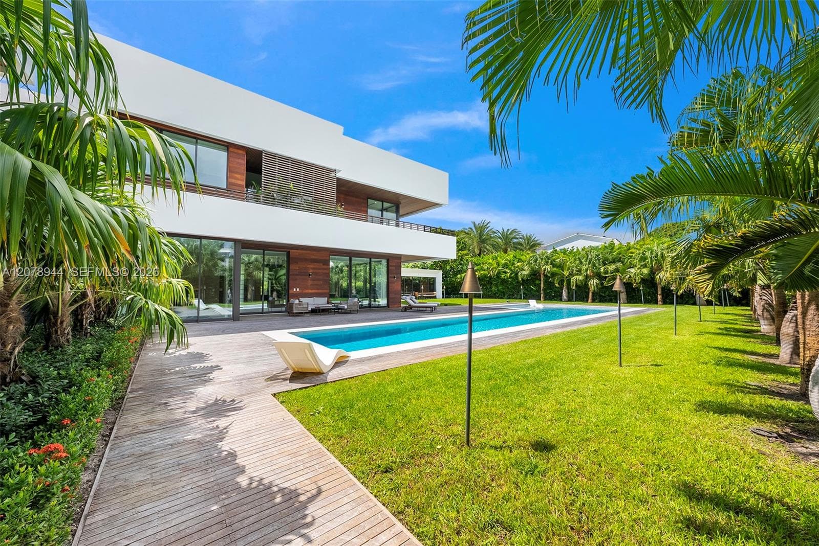 9860 NE 5th Ave Rd, Miami Shores, FL 33138 photo 13
