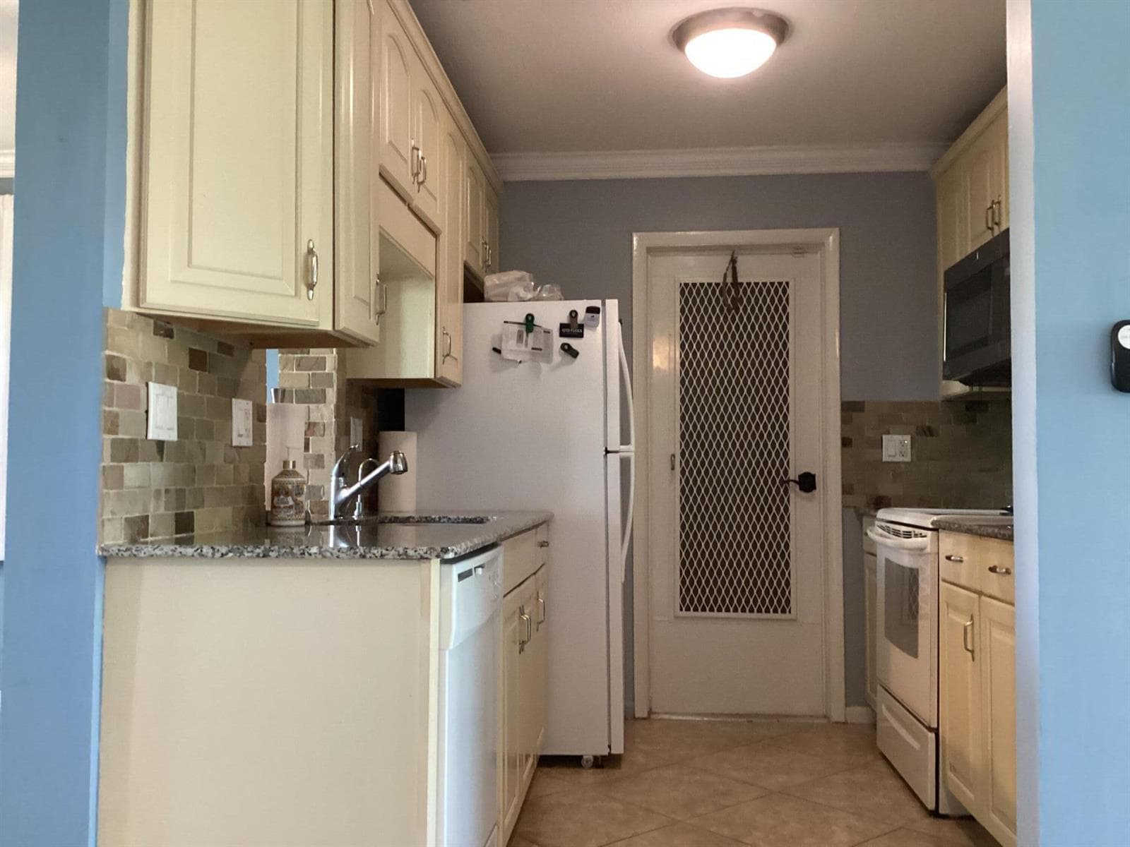 606 SW 15th Street, Boynton Beach, FL 33426 photo 6
