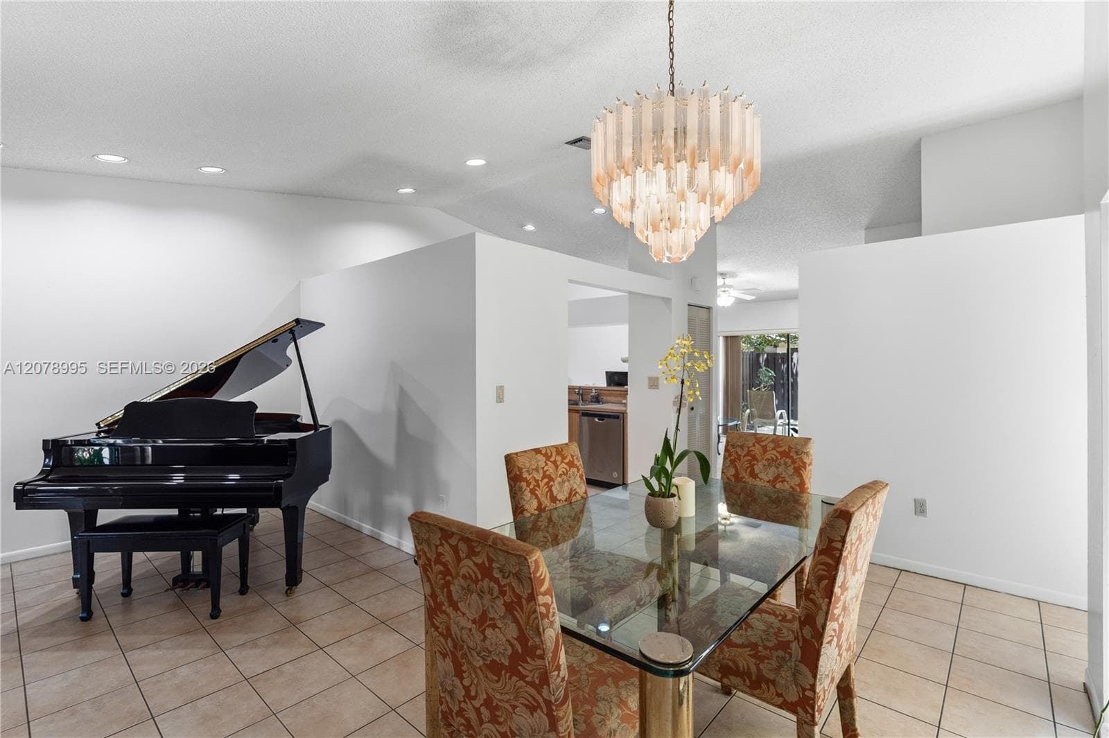 6633 NW 176th Ter, Hialeah, FL 33015 photo 7