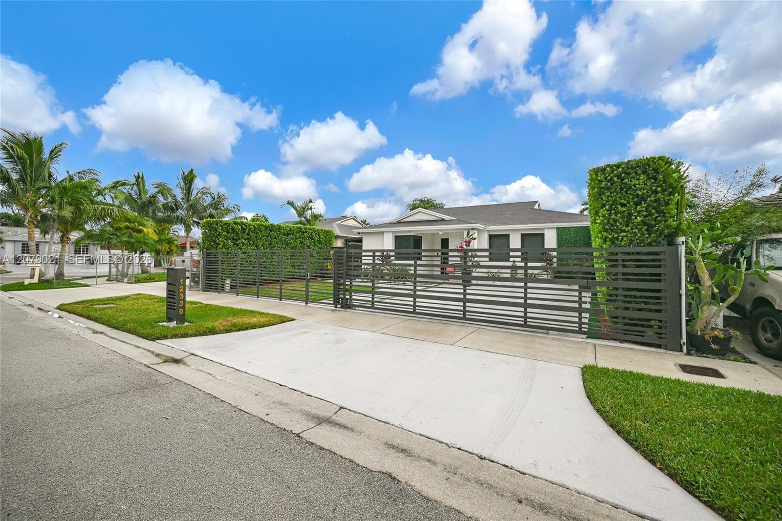 12330 SW 192nd Ter, Miami, FL 33177 photo 12